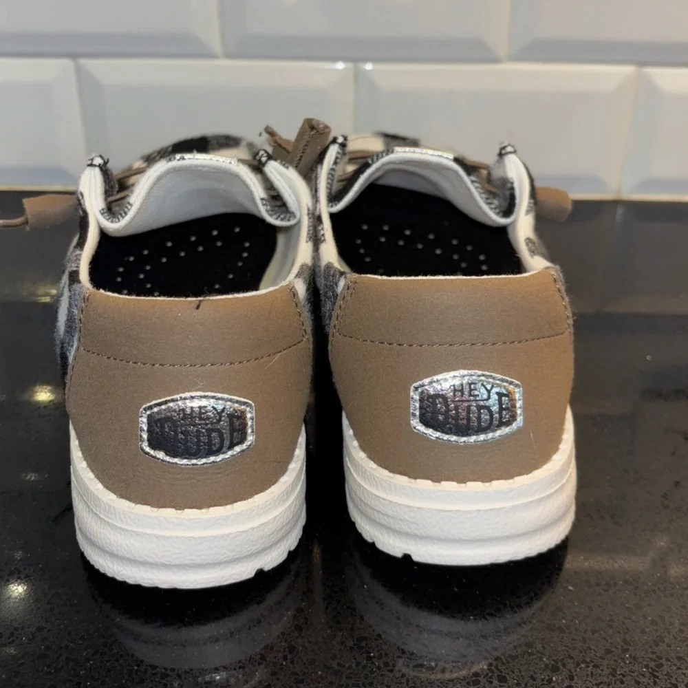 Hey Dude Wendy Buffalo Plaid Shoes Size 9 - Picture 5 of 8